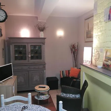 L'arras Square Maison Au Calme Avec Deux Arras