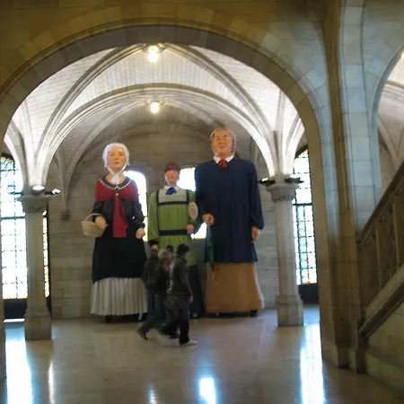 L'arras Square Maison Au Calme Avec Deux Semesterbostad *