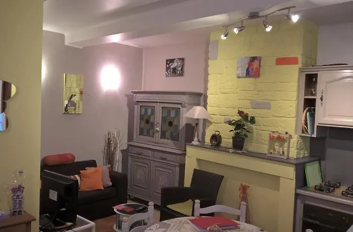 L'arras Square Maison Au Calme Avec Deux Arras