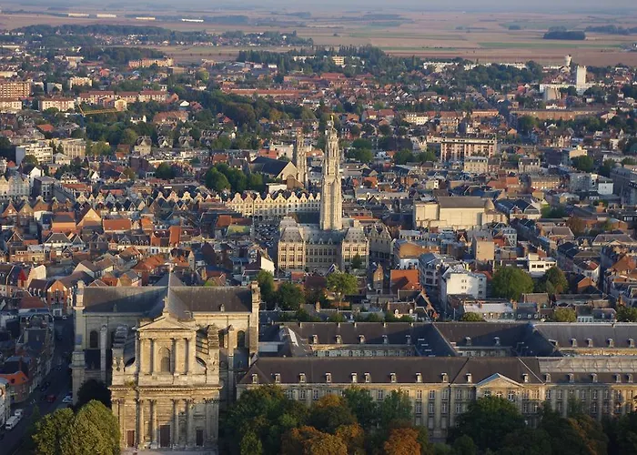 L'arras Square Maison Au Calme Avec Deux Hébergement de vacances Arras