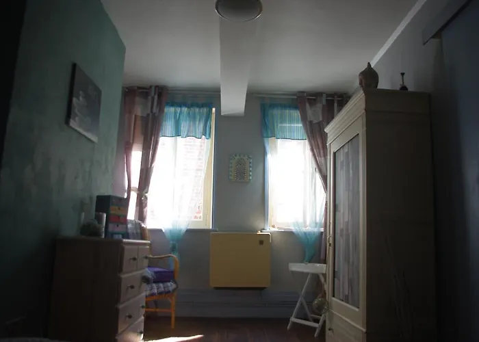 L'arras Square Maison Au Calme Avec Deux *